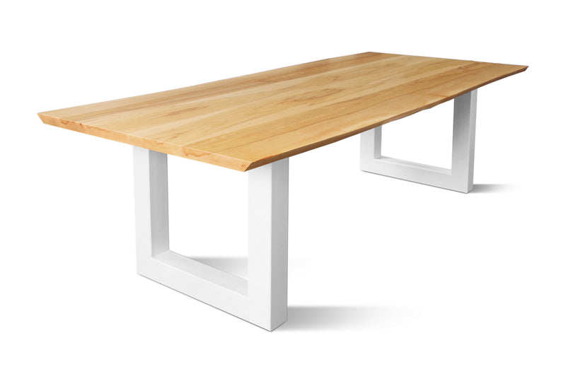BAUM Dining Table